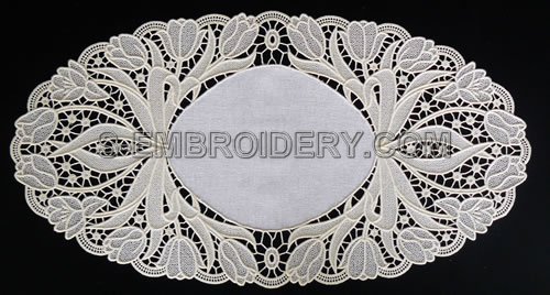 Freestanding lace tulip doily