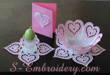 10195 Freestanding lace bowl doily heart