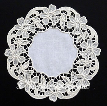 10622 Floral freestanding lace doily machine embroidery