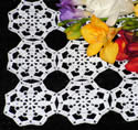 10407 Free standing crochet table lace No2