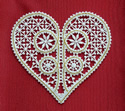 10572 Battenberg lace heart embroidery