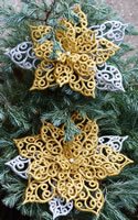 10635 Poinsettia free standing lace Christmas ornament set