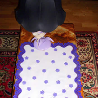 Blossom freestanding lace table runner