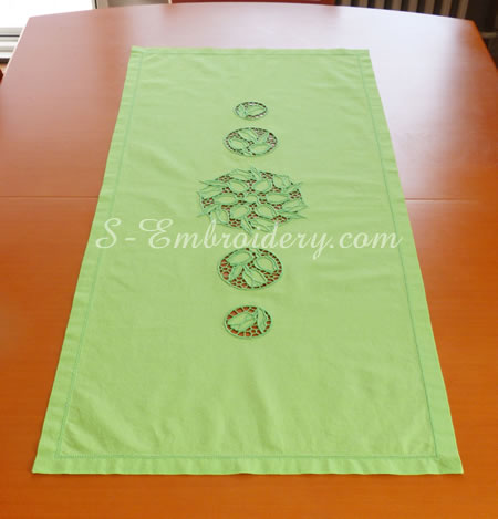 Table runner with tulips cutwork (Richelieu) embroidery